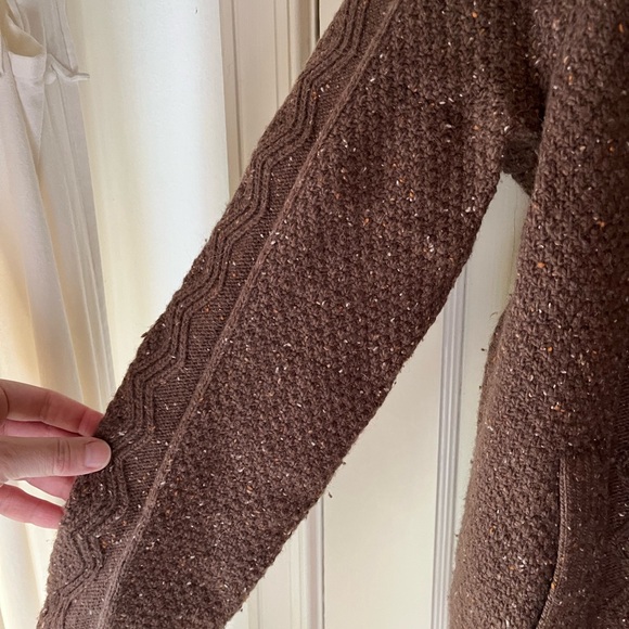 Cabled cardigan - Picture 3 of 8